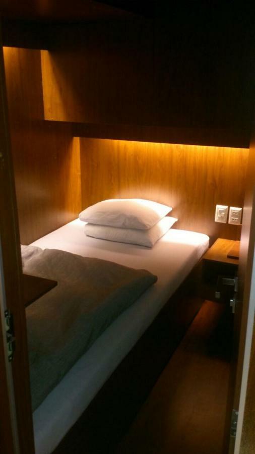 Onkel Inn Airport Sleepbox ラパス エクステリア 写真