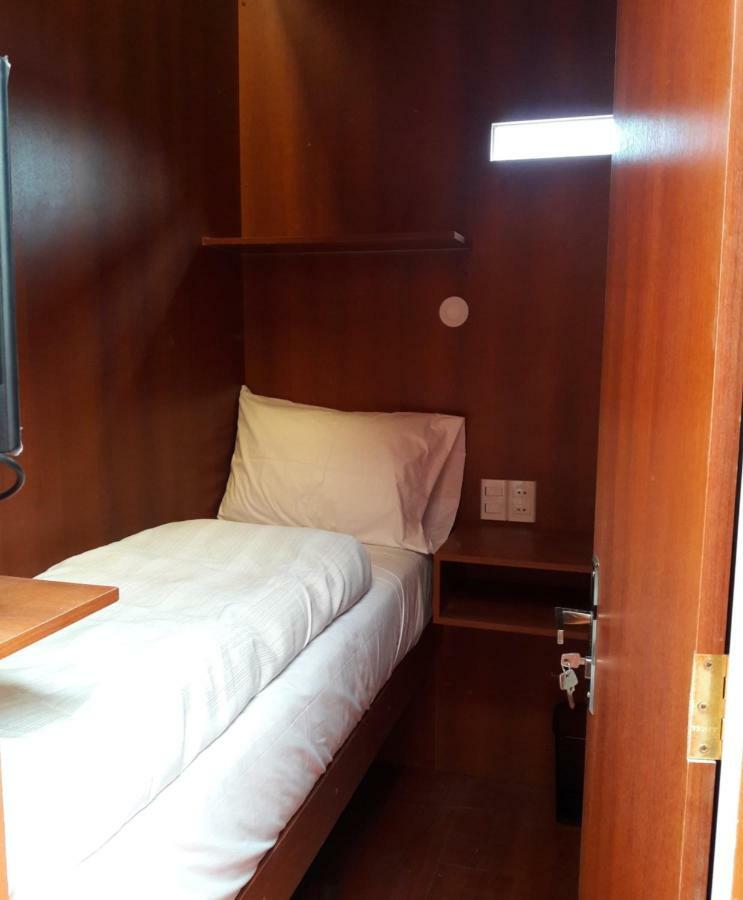 Onkel Inn Airport Sleepbox ラパス エクステリア 写真